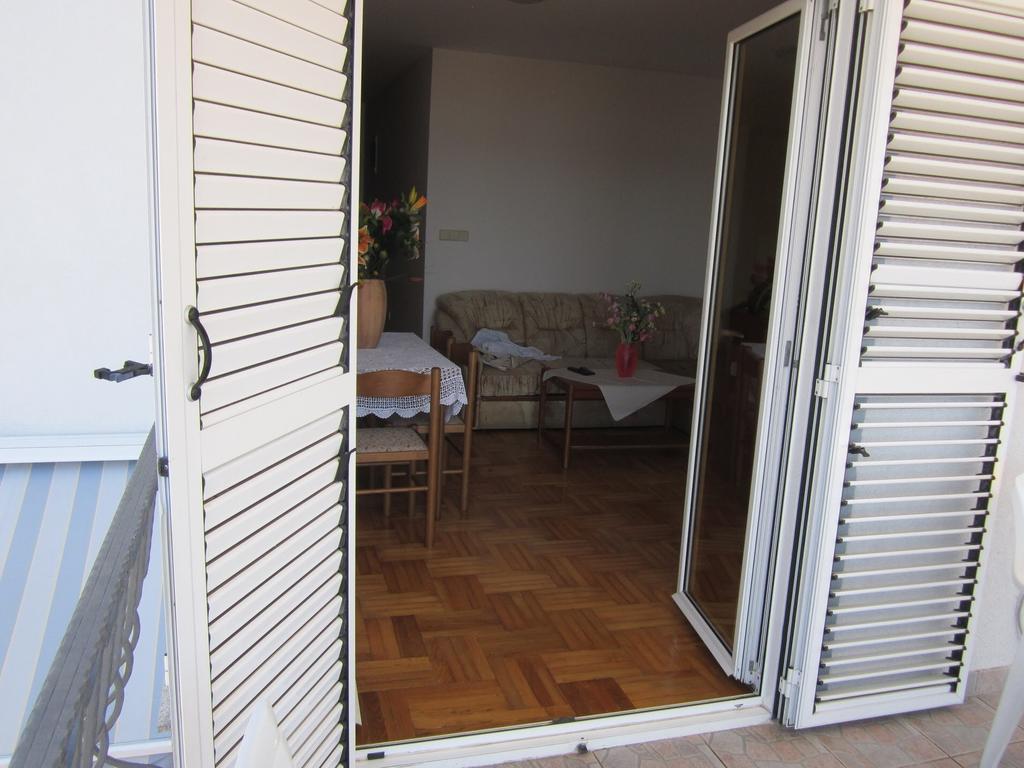 Apartments Antonia Malinska Δωμάτιο φωτογραφία