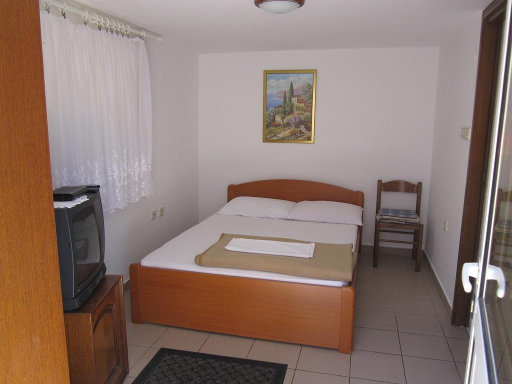 Apartments Antonia Malinska Δωμάτιο φωτογραφία
