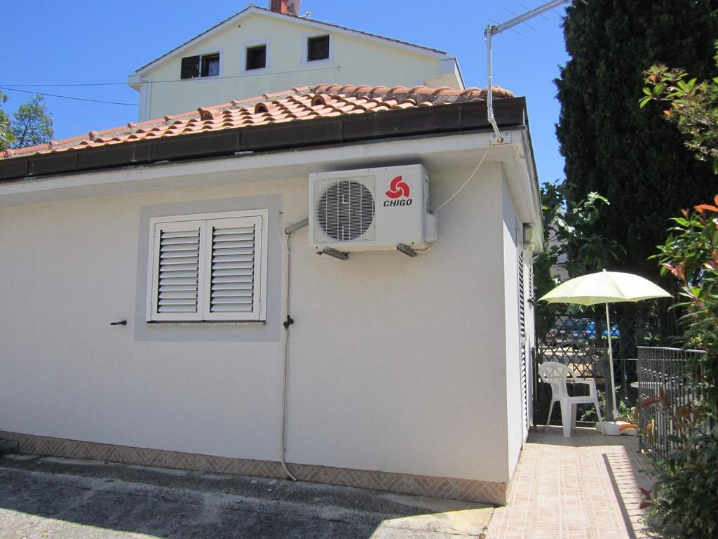 Apartments Antonia Malinska Δωμάτιο φωτογραφία