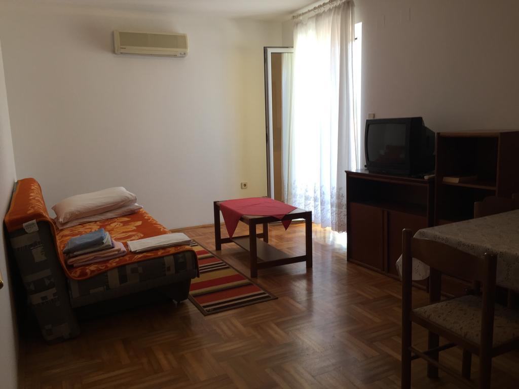 Apartments Antonia Malinska Εξωτερικό φωτογραφία